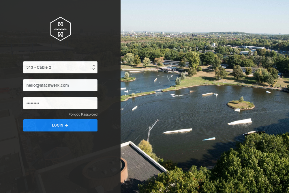 Login — site selection and sign-in for the Machwerk Service App