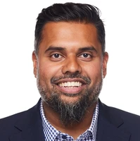 Headshot of Irfan Shuttari, Director of Product Management, Arctera Insight eDiscovery