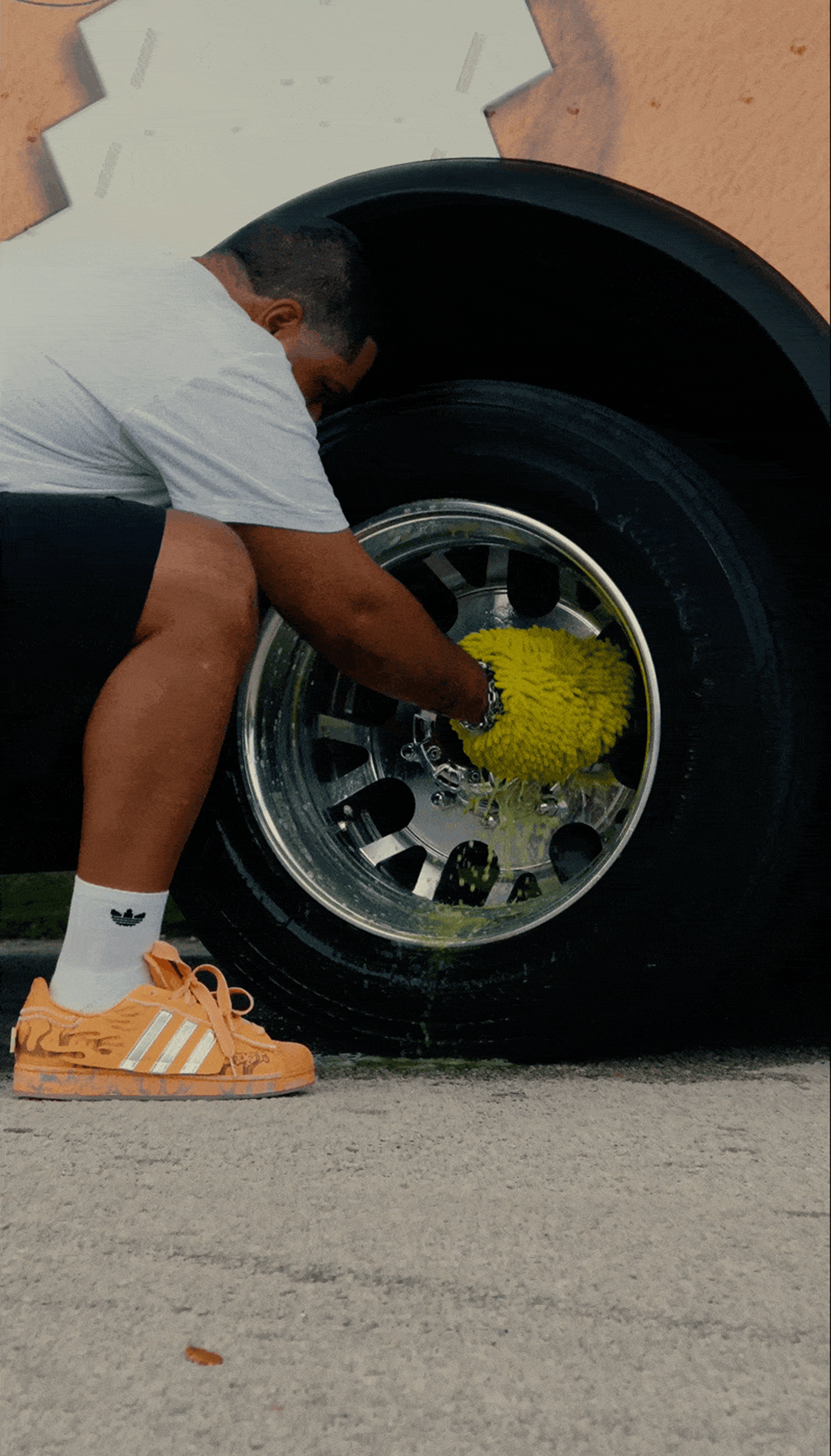 Adidas Hellstar