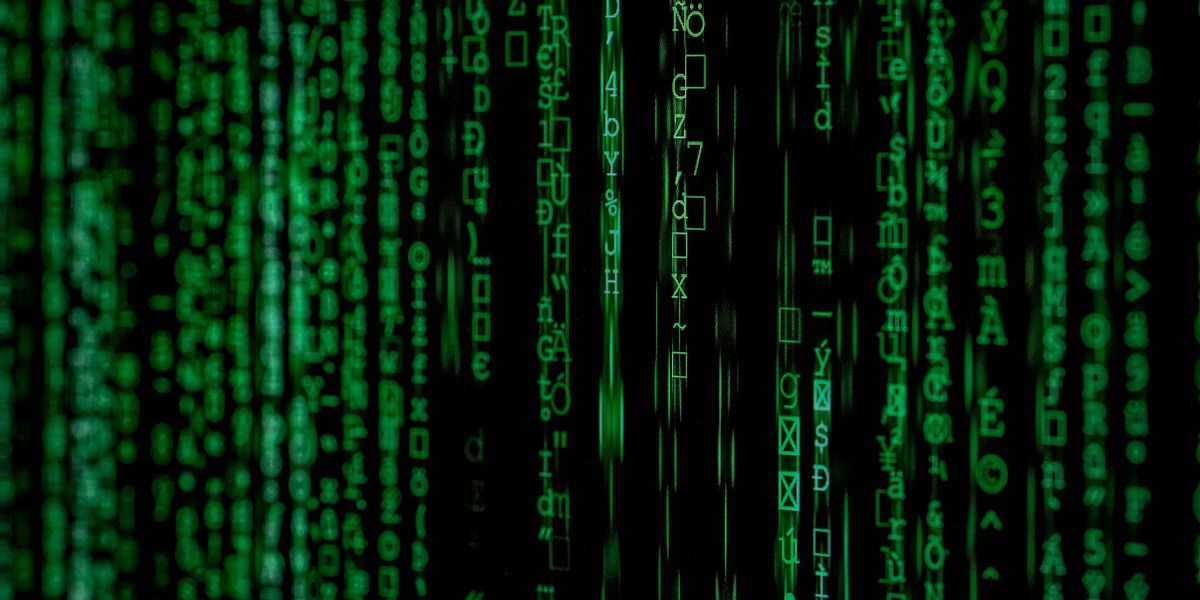 Keamanan siber dan kode enkripsi untuk bisnis digital Indonesia