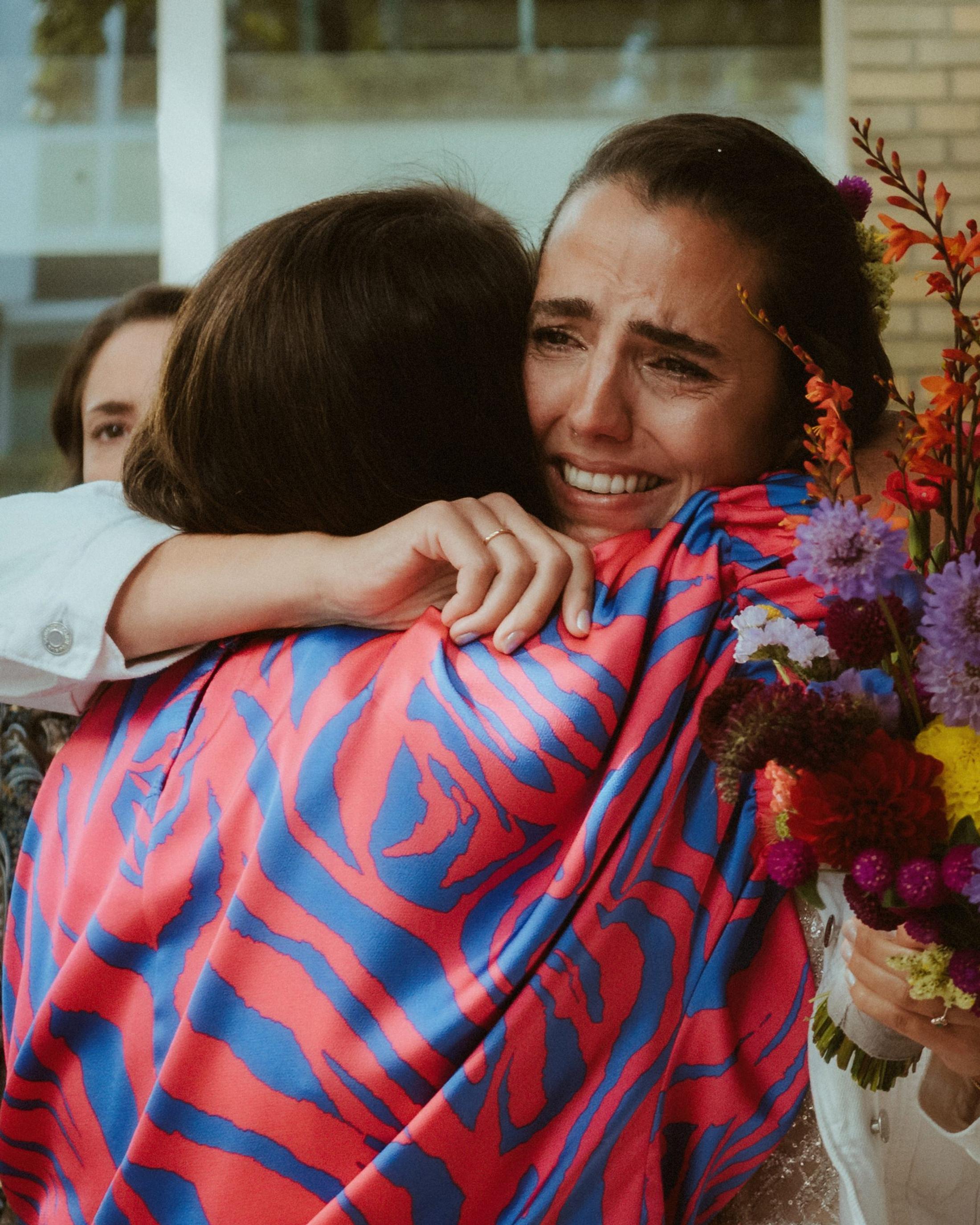 A warm embrace after Laura and Olaf’s ceremony