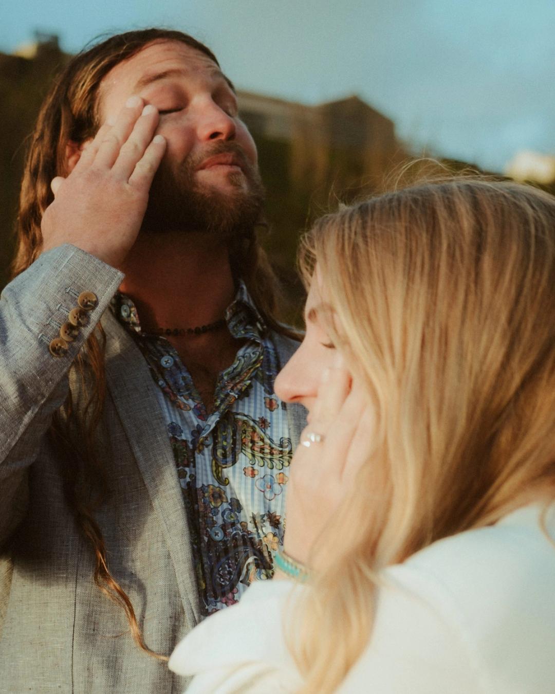 Gary reacts emotionally as Twyla faces him during the ceremony.