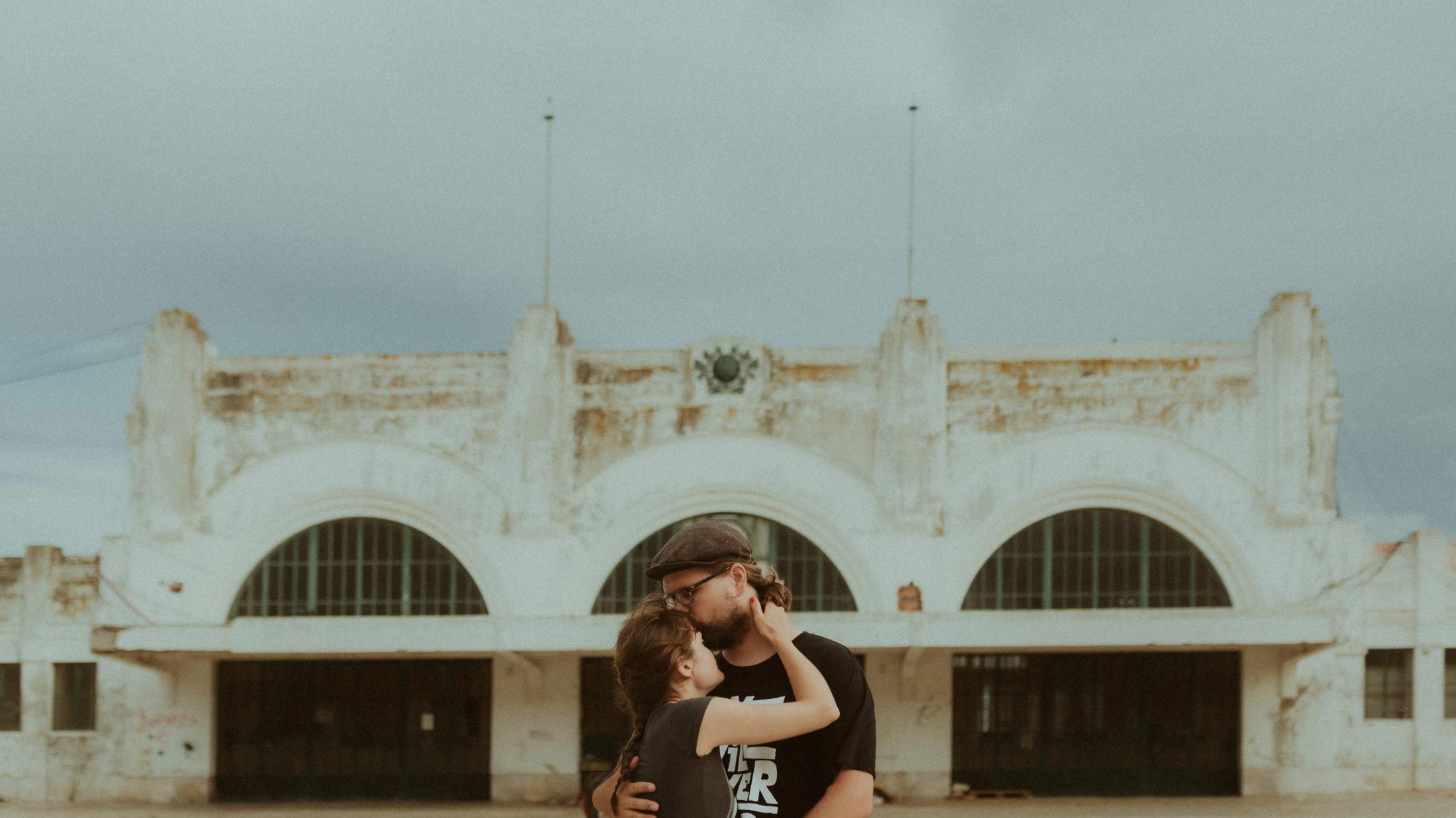 Coastal return during Ana and Till's Lovers Session in Portugal.