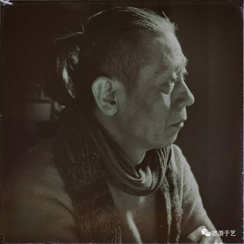 伪黑白 人像摄影配图