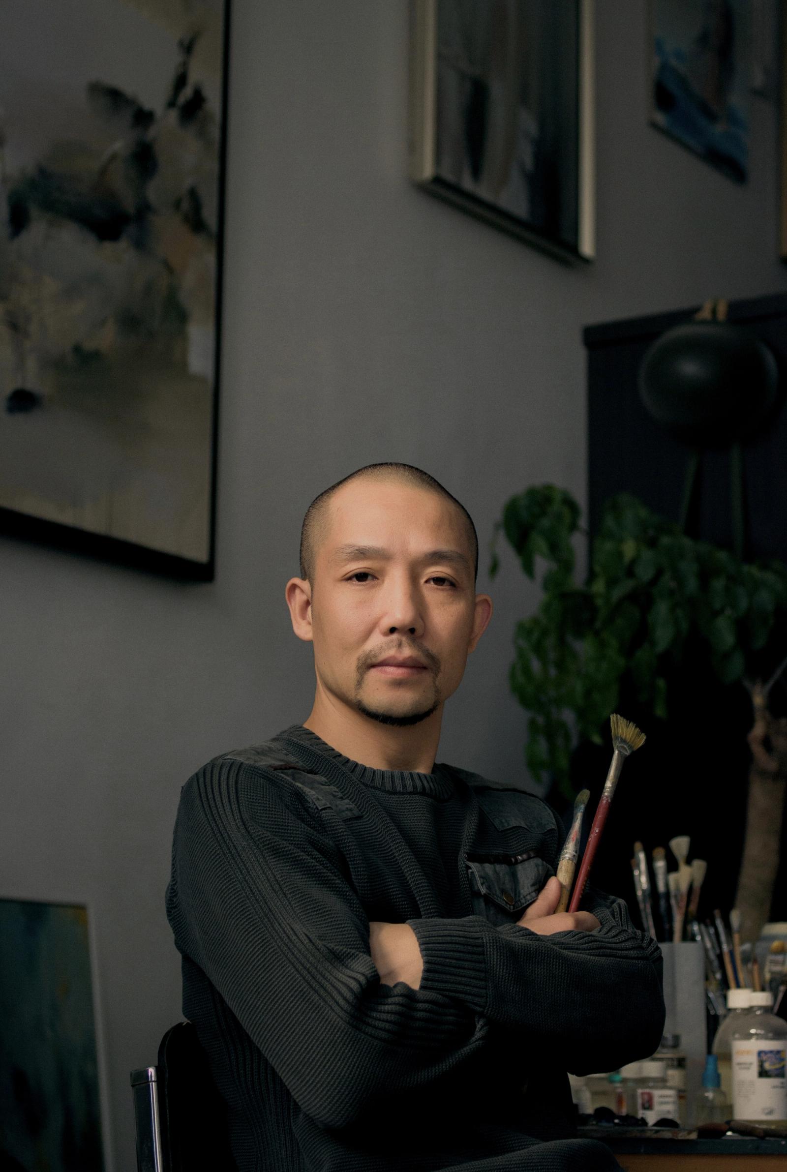 在宋庄工作室的吴悠