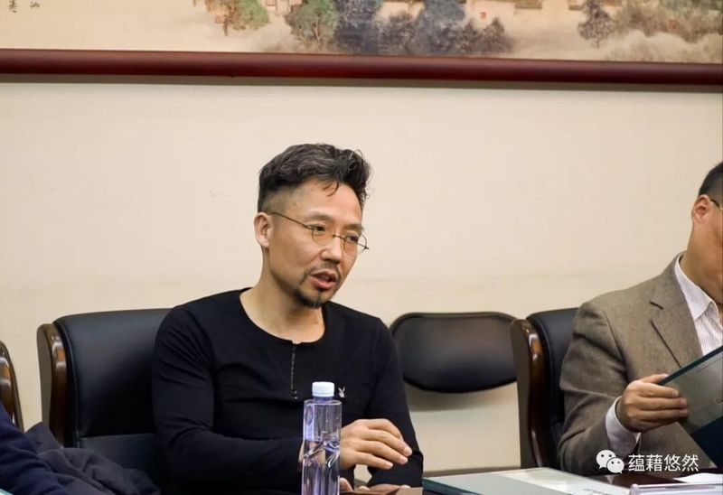 学术研讨会