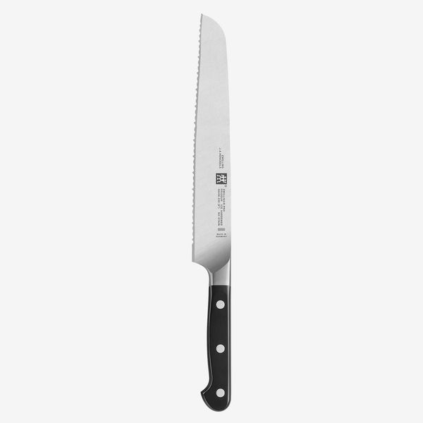 Zwilling Pro 9-inch Bread Knife Z15 Serration