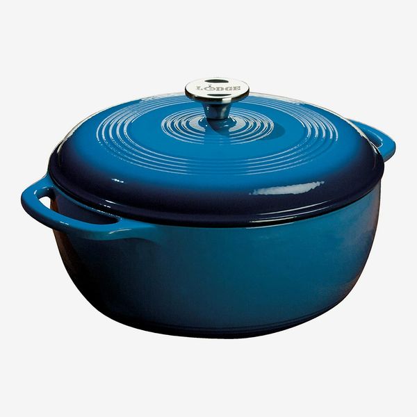 Lodge Cast-Iron Round Dutch Oven