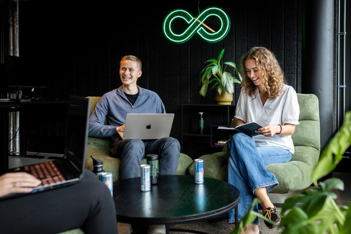 New graduate developer? Build your future in fullstack ∞