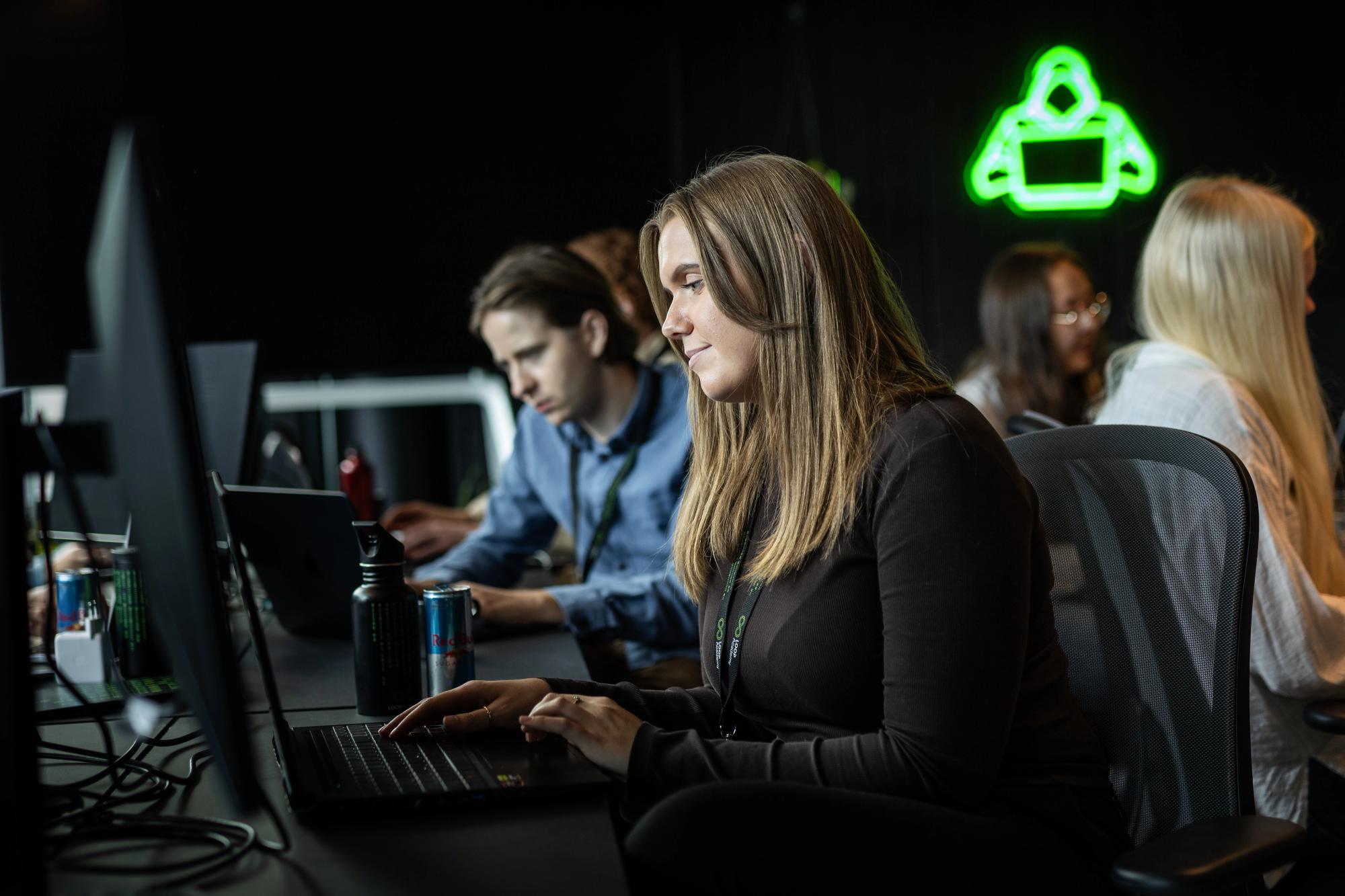 New graduate developer? Build your future in fullstack ∞