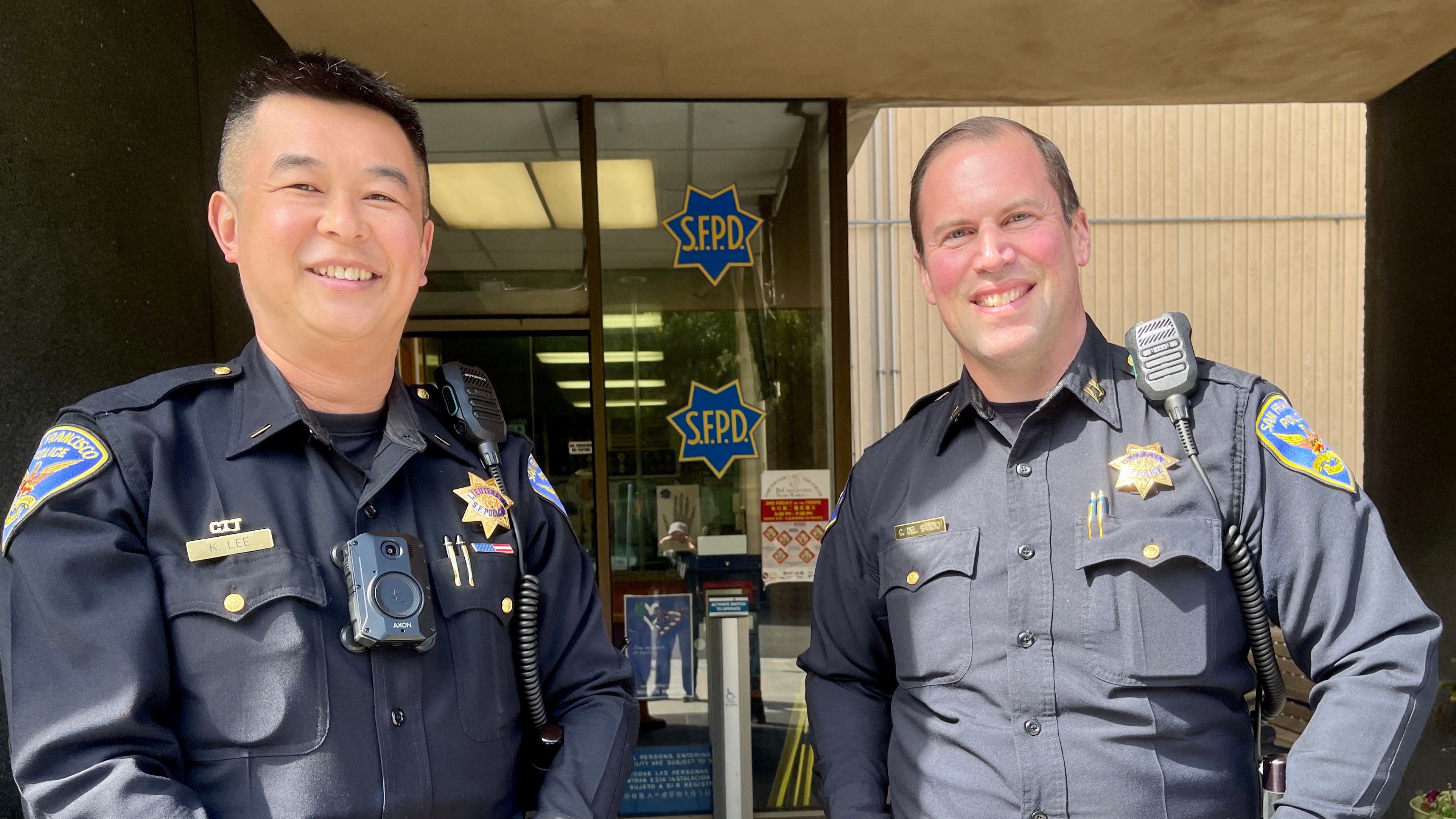 Chinese-speaking Kin Lee (left) serves as the newly-created “Community Lieutenant” at Central Police Station, which covers Chinatown, to assist Captain Christopher Del Gandio (right) to coordinate the work with all communities in the police district. Photo by Portia Li