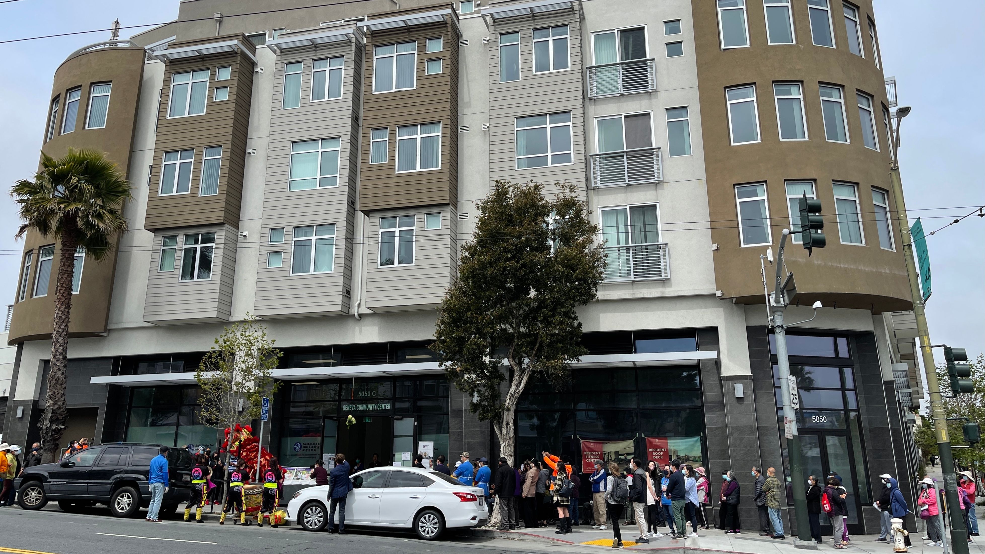 Self-Help for the Elderly’s new nutrition center is located in a brand new building at 5050 Mission Street. Seniors are lining up for their meals. Photo by Portia Li