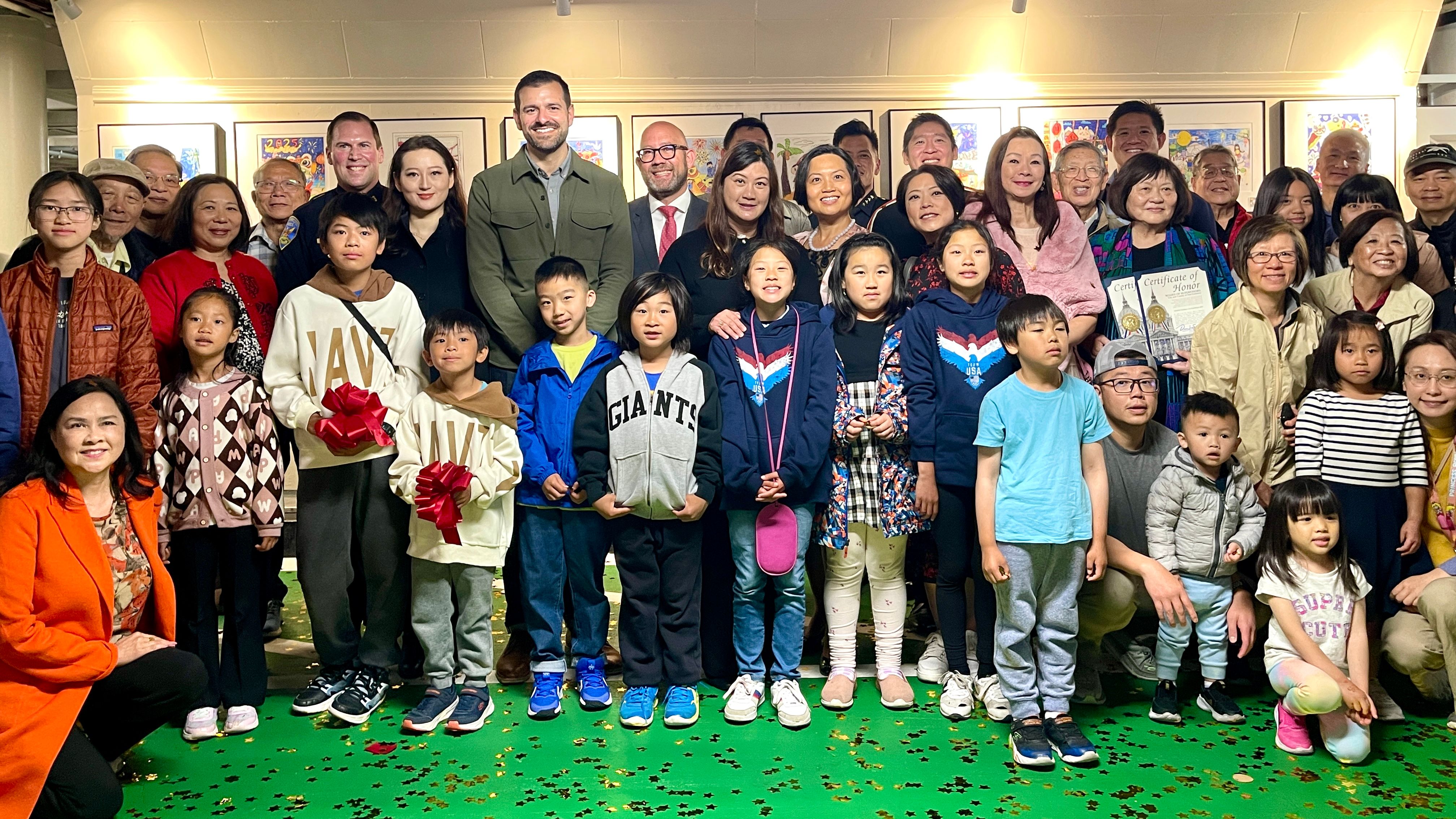 Third annual Children’s Art Contest in 2025 co-hosted by APA Family Support Services and Happy Picasso Art Studio was held in May to celebrate the Asian American and Pacific Islander Heritage Month. Over 200 children age from 4 to 16 from the San Francisco Bay Area submitted their artwork for the contest. 40 winning artworks can be viewed by the public with free admission at the Portsmouth Square Garage Gallery in San Francisco Chinatown until October. Photo by Portia Li