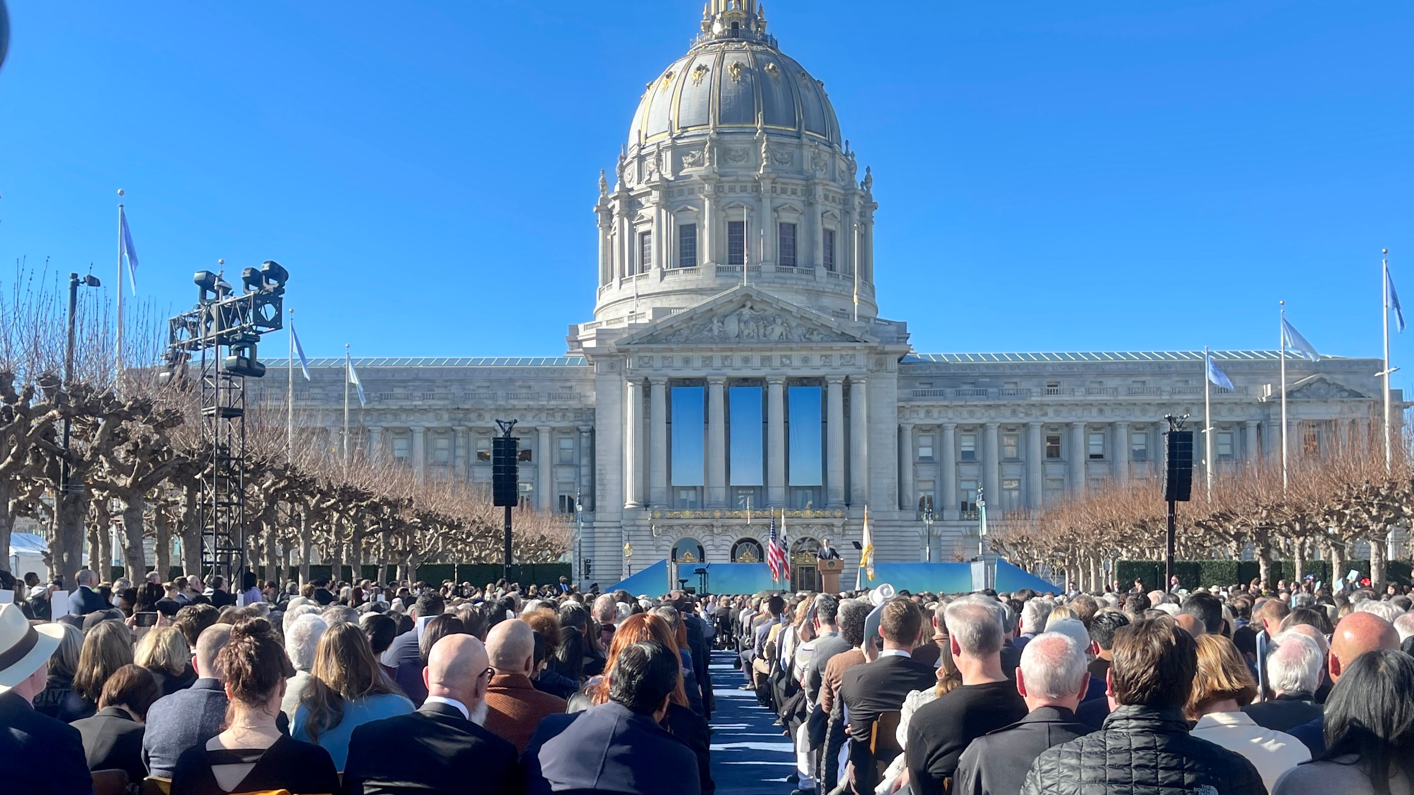 San Francisco Mayor Daniel Lurie opens his swearing ceremony to the public at the Civic Center Plaza. Over 2,000 officials and supporters reserved their seats in advance.  Photo by Portia Li