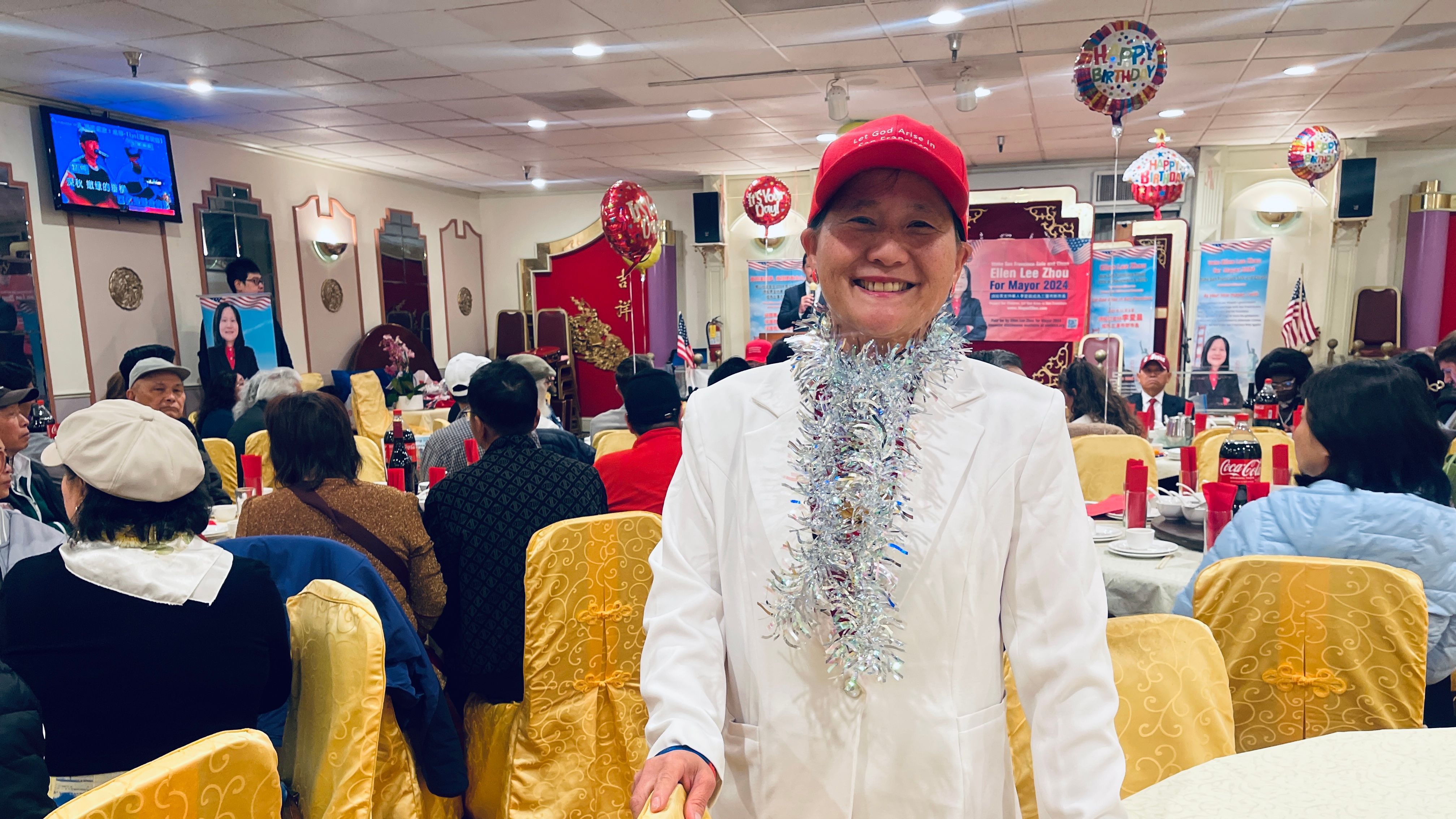 Mayoral candidate Ellen Lee Zhou kicks off her campaign at a fundraising event in Chinatown. Photo by Portia Li