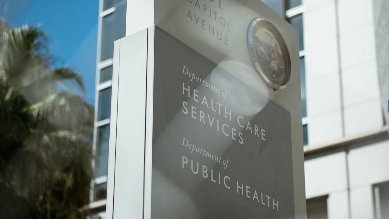 Department of Health Care Services headquarters in Sacramento on Sept. 15, 2022. Photo by Rahul Lal, CalMatters