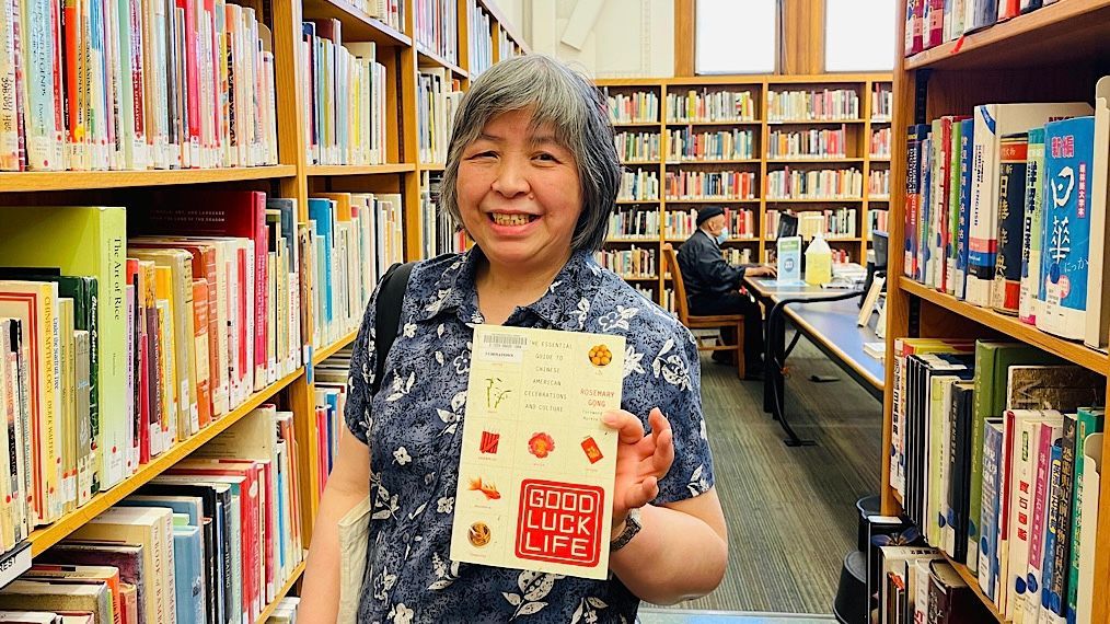Lorna Chee celebrates the 100th birthday of SF Chinatown Library. Photo by Portia Li