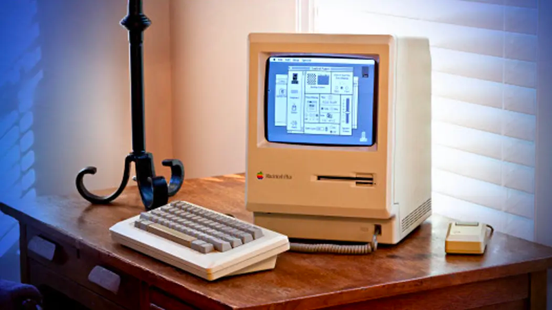 This is just some sort of old computer innit