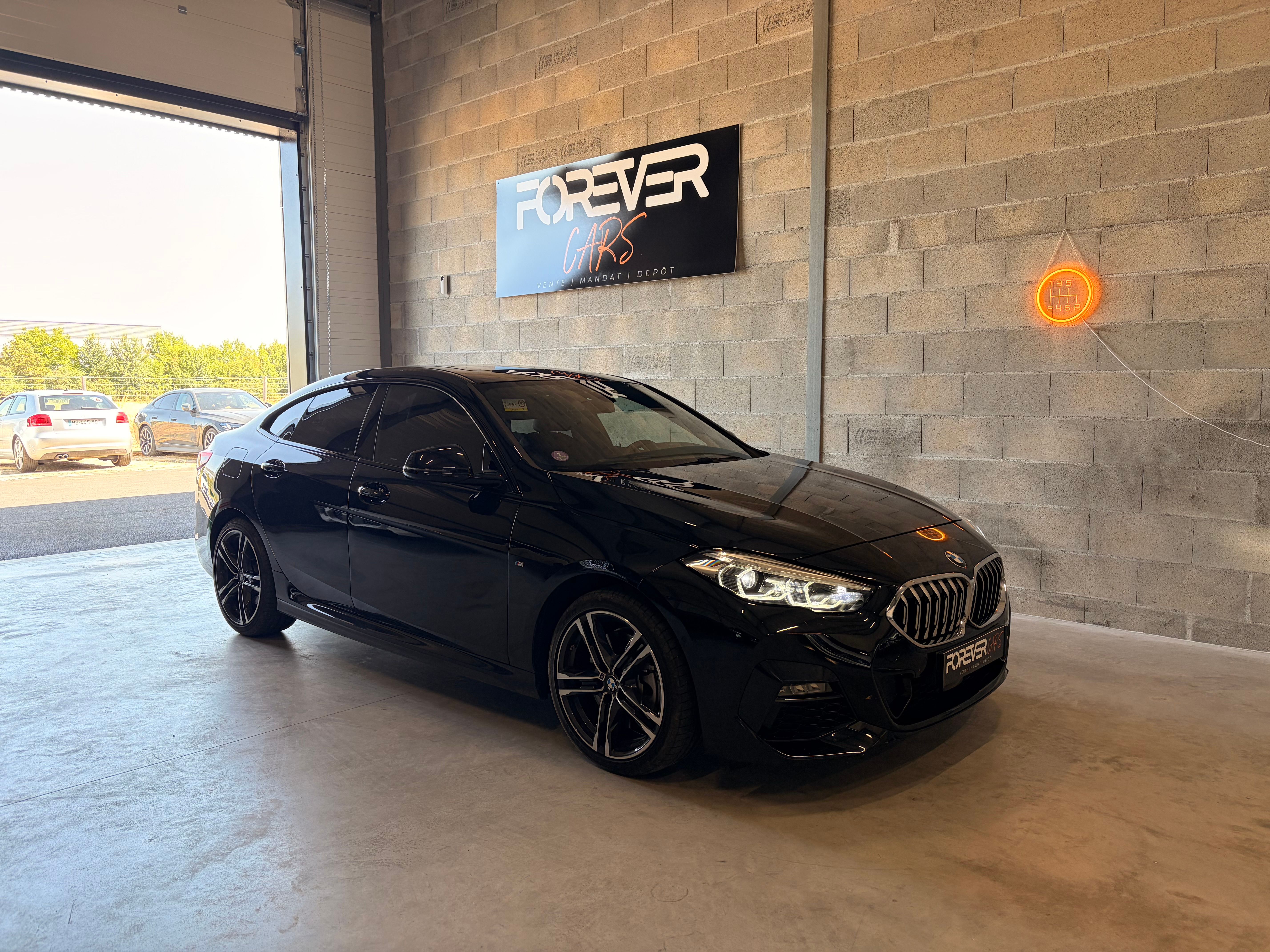 BMW série 2 grand coupé 220i / M SPORT PRO  / 1er main / Française / Harman kardon / Veganza Schwarz