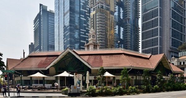 Private Tour: Gardens by the Bay with Lunch 2