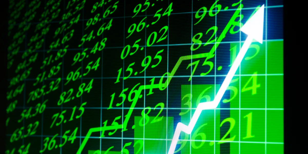 Top 10 US stocks to invest in for the remainder of 2025