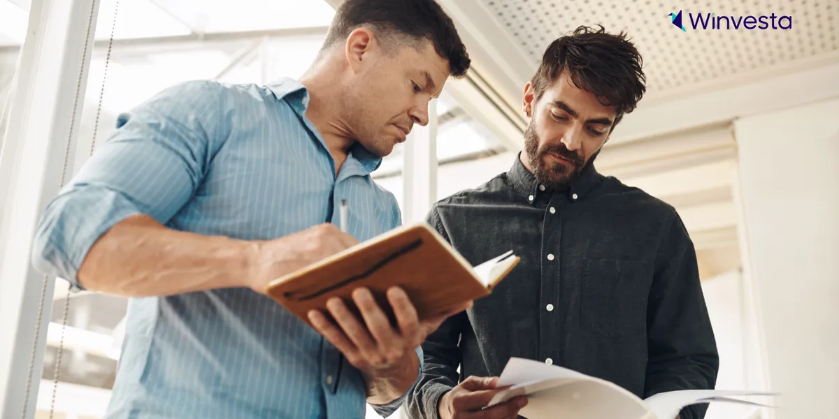 Checking vs savings account for freelancers in 2025