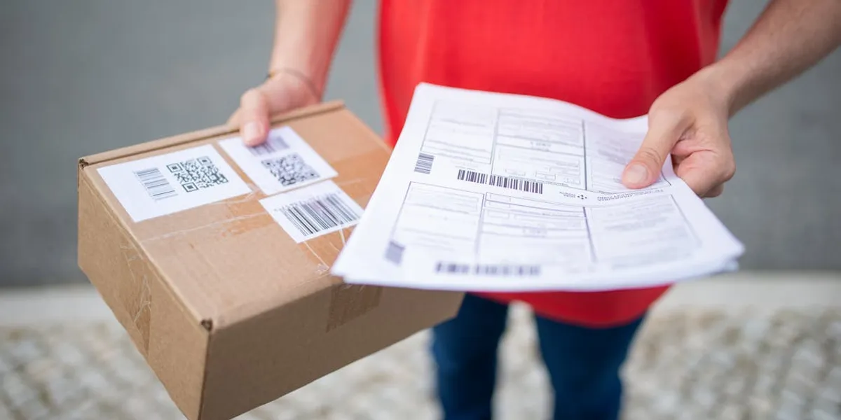 Bill of lading, certificate of origin, and commercial invoice explained