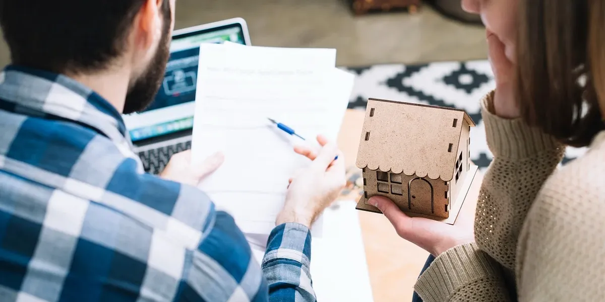 How to create a stock research report: Professional template