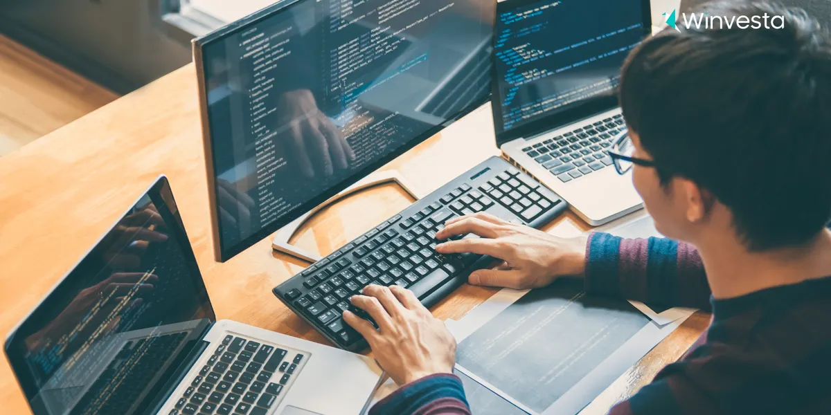 How to become a freelance web developer in 2025