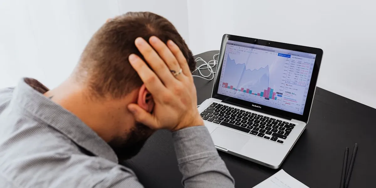 Common fundamental analysis mistakes and how to avoid them