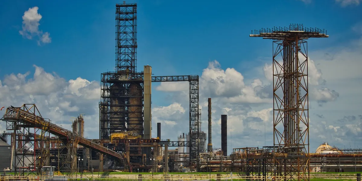 Oil's 36% surge threatens stock rally as Iran tensions reshape portfolios