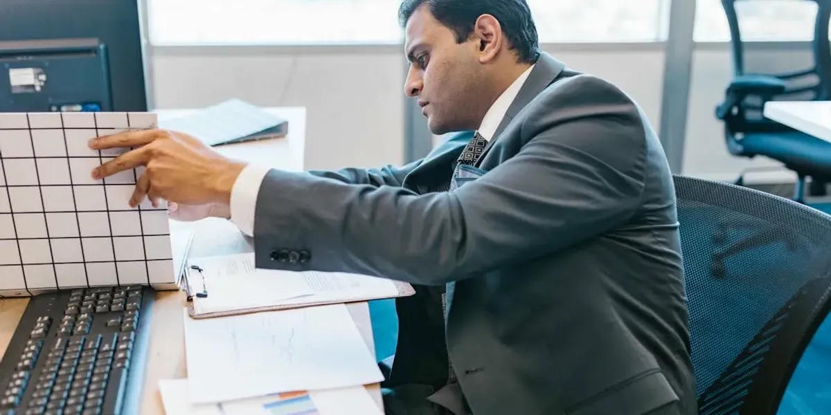 India's new labour codes 2026: 8 payroll actions for global companies