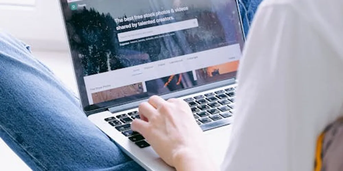 AI freelancers earn $200/hr but lose 15% to payment fees