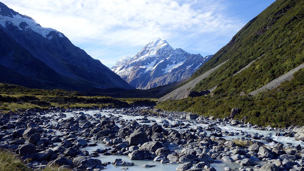 Aoraki Mt Cook, New Zealand's highest mountain