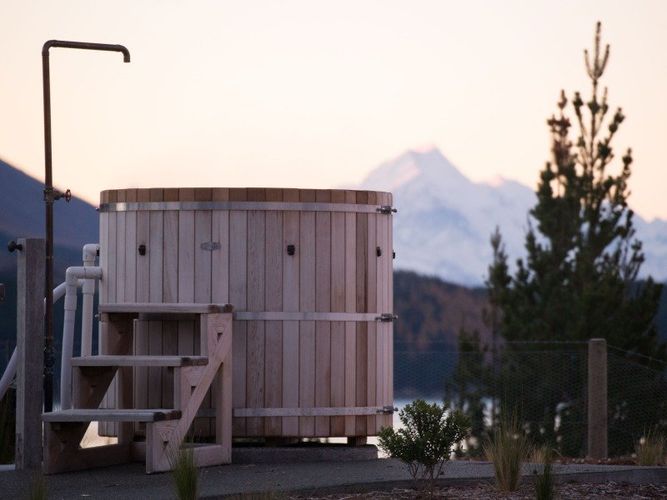 Mt Cook Lakeside Retreat