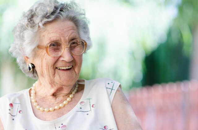 How to Talk to Seniors with Dementia