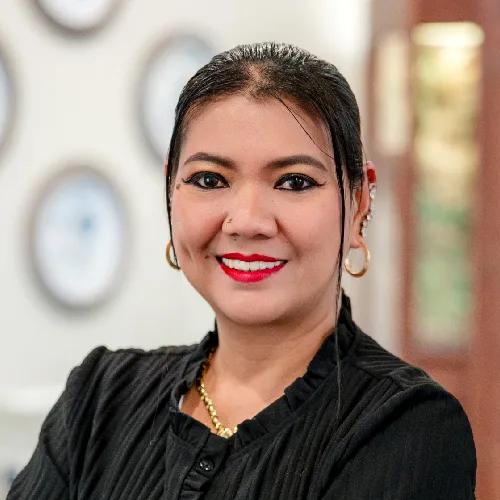 Michelle Mora portrait
