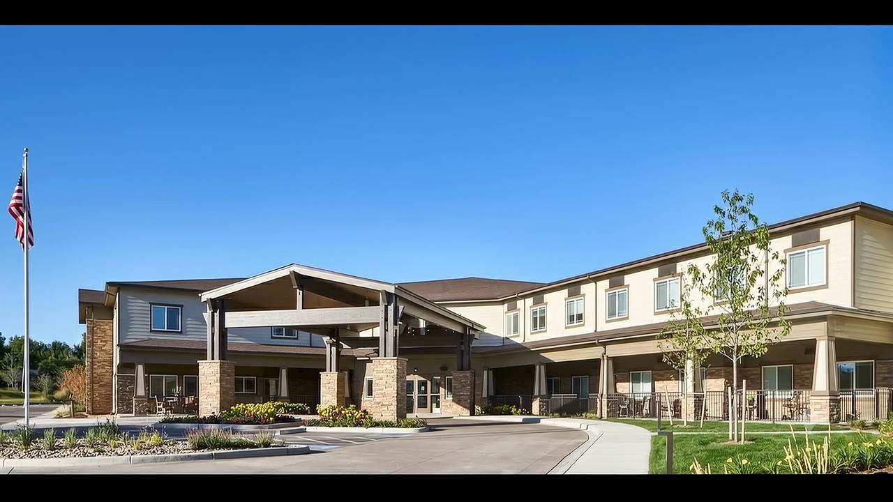 Exterior view of Stonebridge Senior from the main entrance drive
