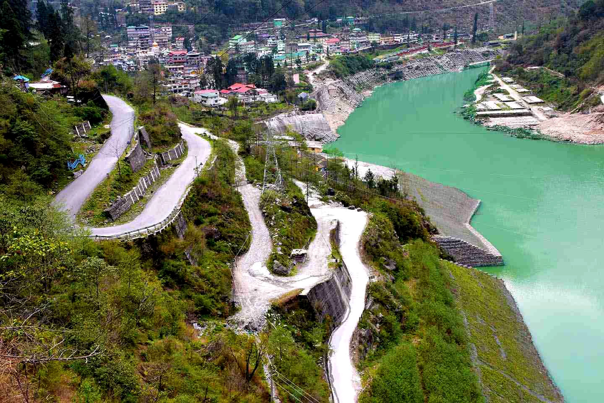 River confluence at Chungthang, North Sikkim, where the Lachen and Lachung rivers meet.