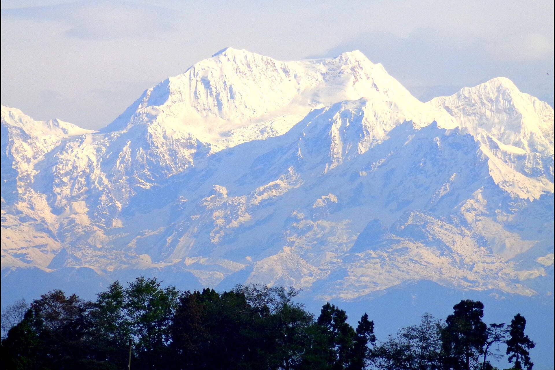 Kanchenjunga range seen from Darjeeling