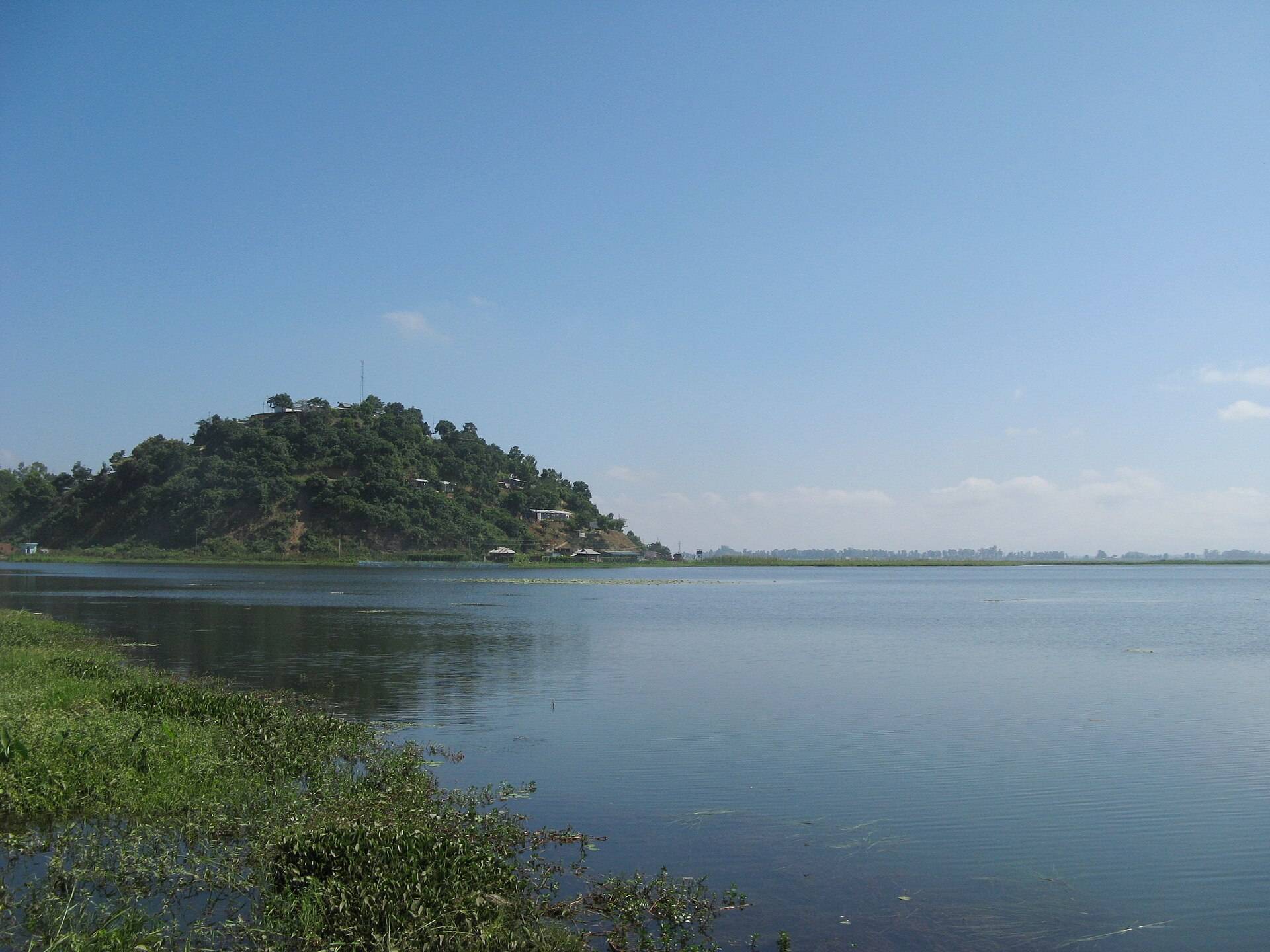 Loktak Lake, Manipur. Photo: ch_15march / Wikimedia Commons (CC BY 2.0)