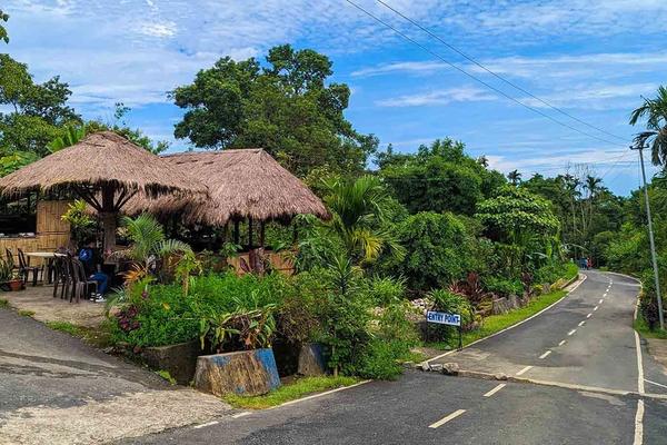 places to visit in mawlynnong village meghalaya cleanest village in asia scenic view