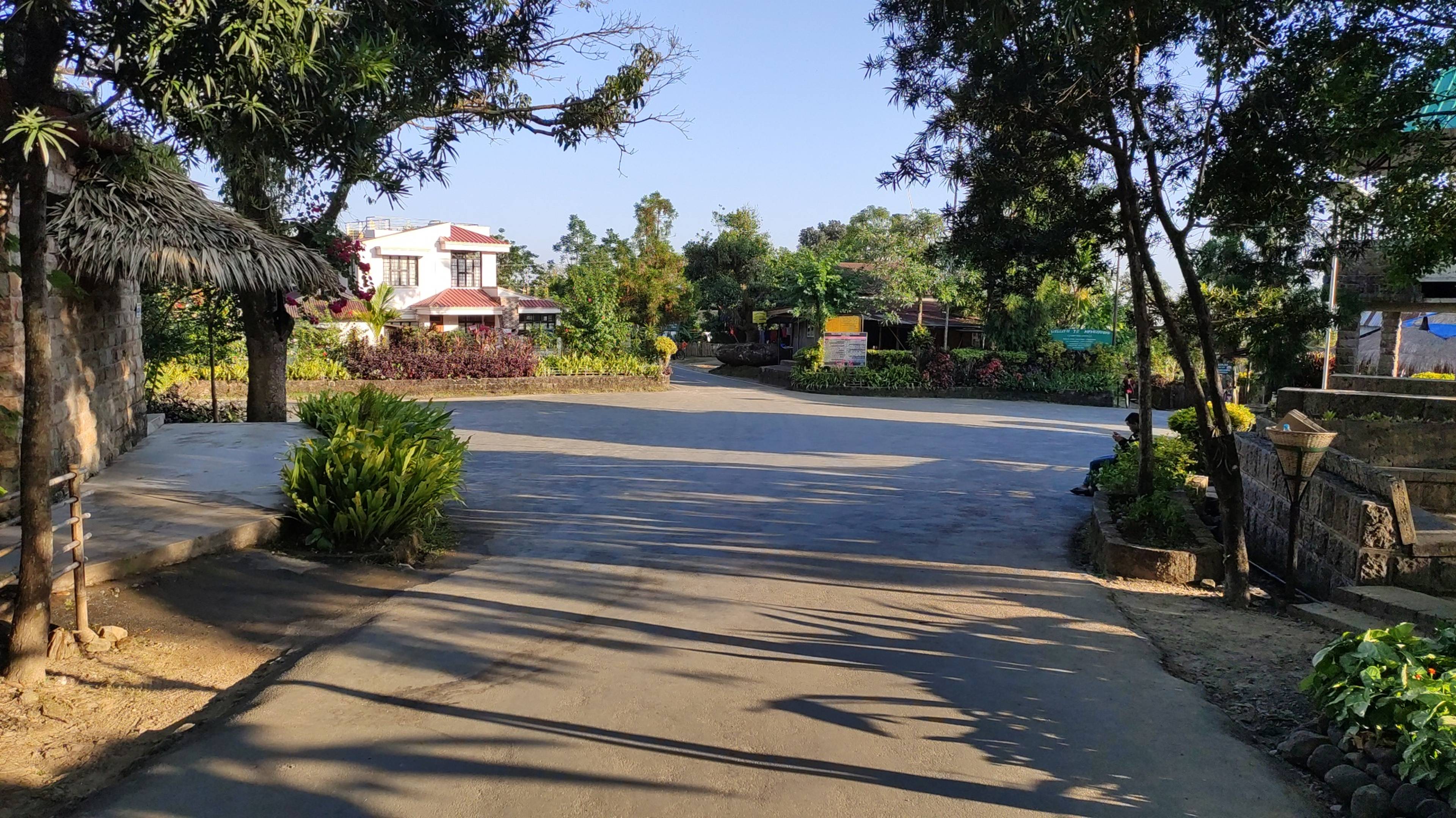 A clean lane through Mawlynnong village in Meghalaya