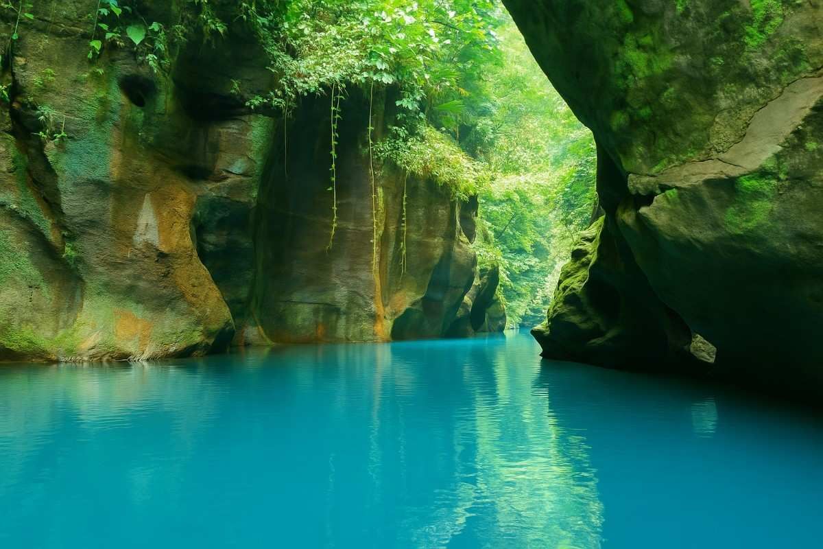 8D7N Meghalaya Explorer with Wari Chora Canyon