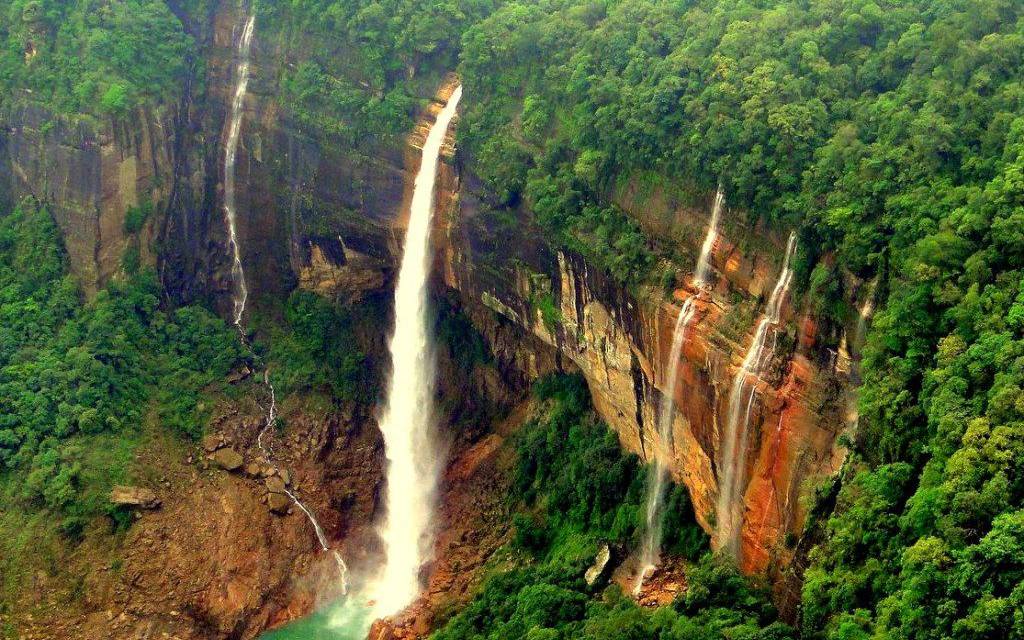 5 Days Magical Meghalaya Tour