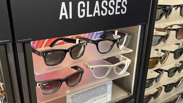 Ray-Ban Meta Glasses Lawsuit: Were Users' Private Moments Exposed?