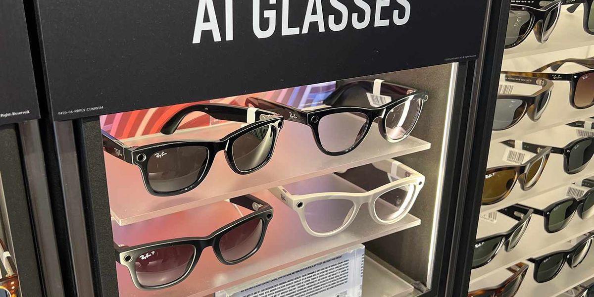 Ray-Ban Meta Glasses Lawsuit: Were Users' Private Moments Exposed?