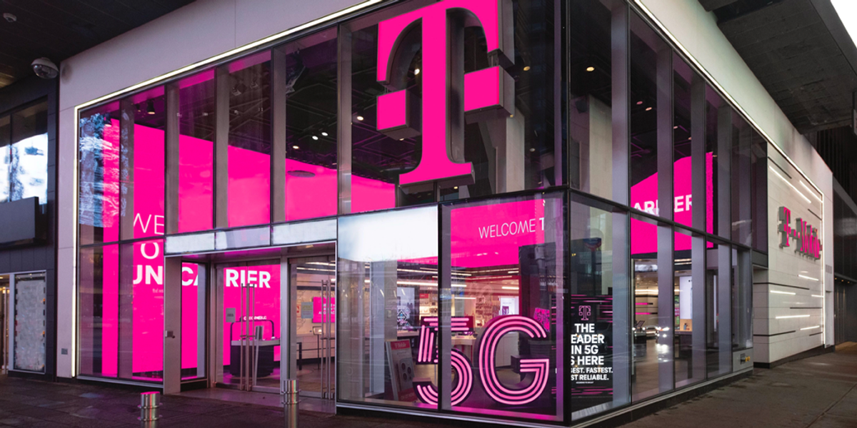 T-Mobile Faces Class Action Over Vanished $200 Gift Card Promises