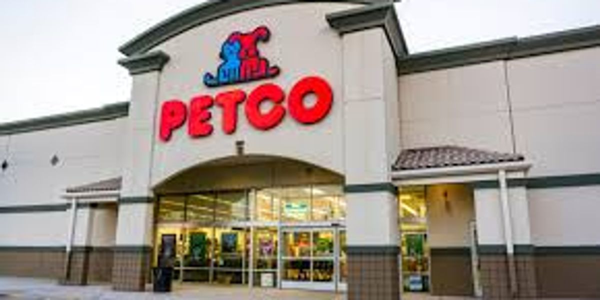 Petco Sued Over Dog Food Linked to Heart Disease