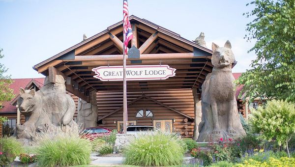 Great Wolf Lodge Sued Over Hidden Website Fees